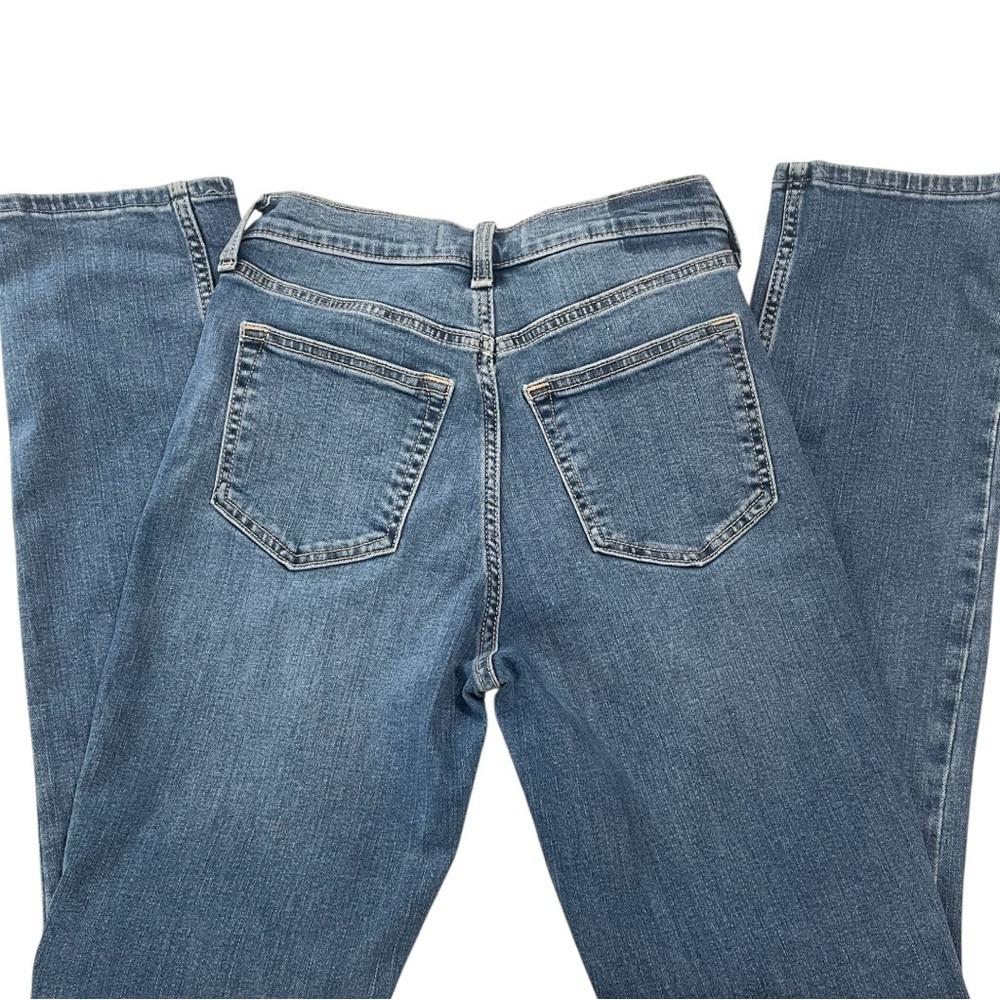 Abercrombie & Fitch “The Slim Straight” Ultra High Rise Jeans